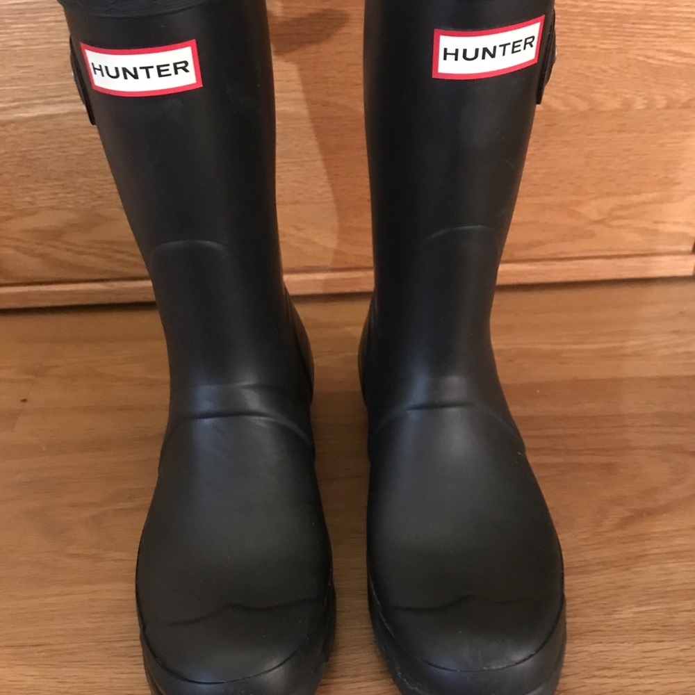 Hunter matte black original short rain boots